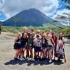 Groepsfoto bij El Arenal vulkaan